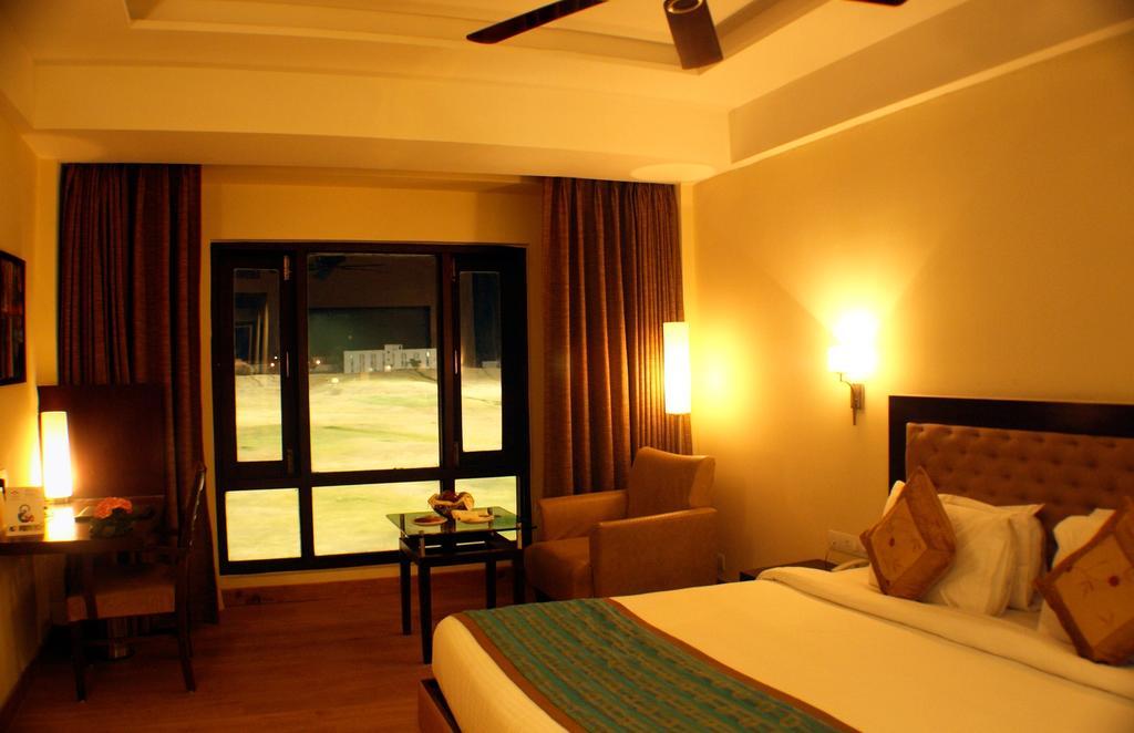 Cambay Resort Jaipur Zimmer foto
